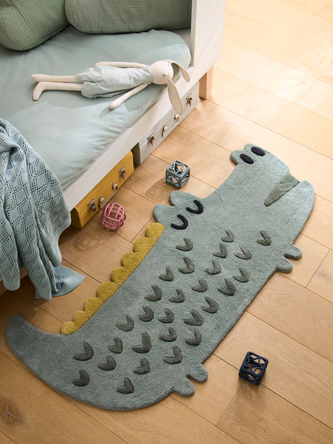 Kinderzimmer Teppich TREK, Krokodil grün von vertbaudet