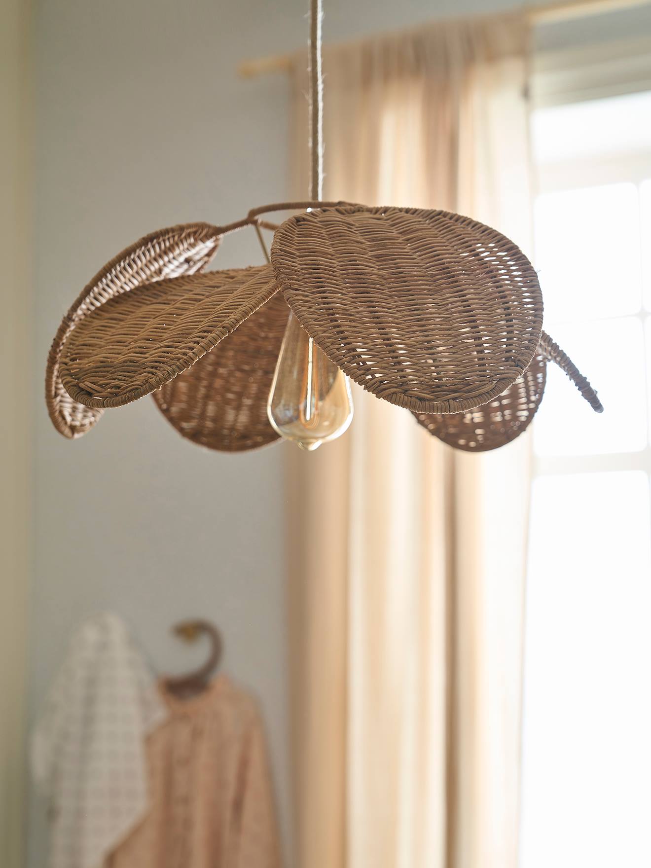 Vertbaudet Rattan-Lampenschirm In Blütenform Kinderzimmer Braun Einheitsgröße