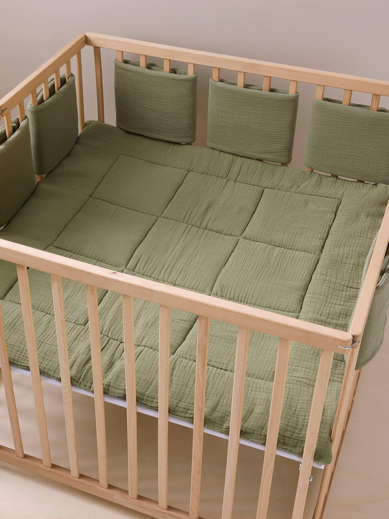 Baby Bettumrandung