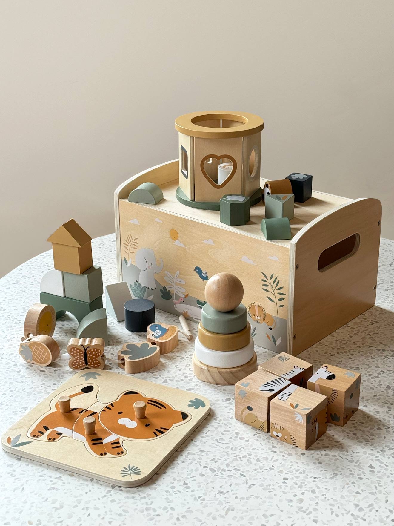 Baby Spielzeug-Set mit Tiermotiven