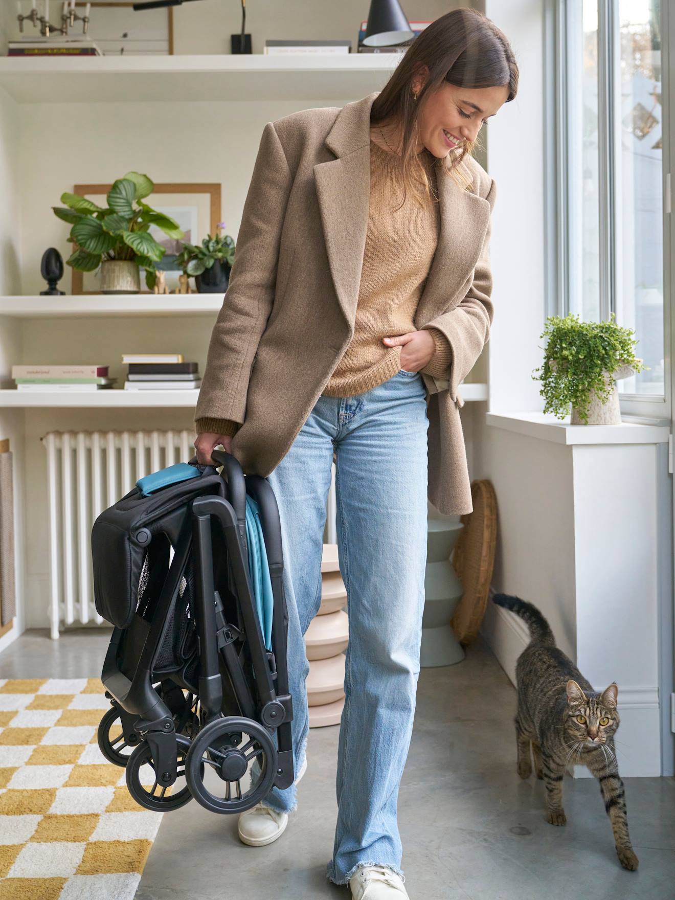 Thumbnail - Kompakter Liegebuggy IKARIA pfauen