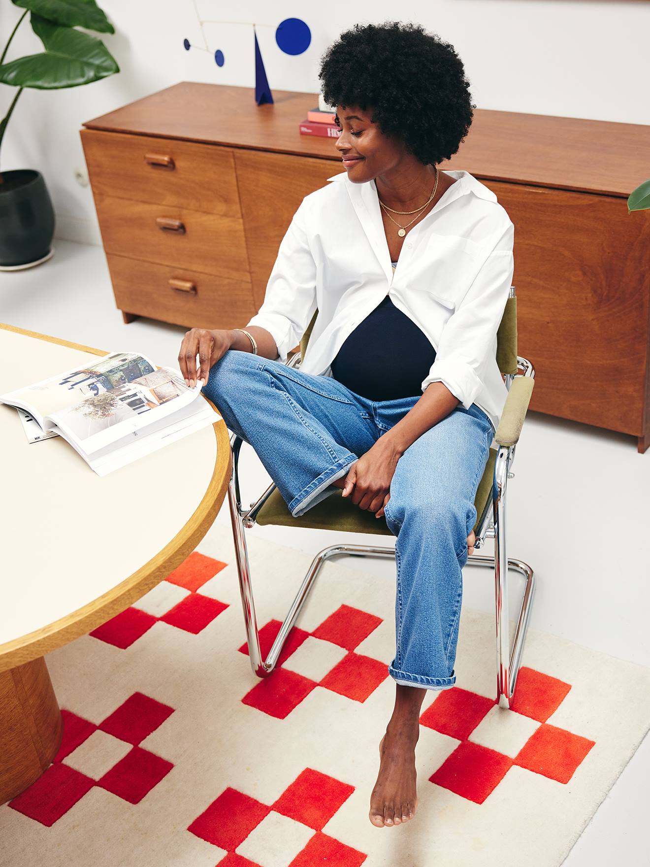 Umstands-Jeans mit geradem Bein & nahtlosem Einsatz am Bauch , Bundweite verstellbar blau Gr. 44 von vertbaudet