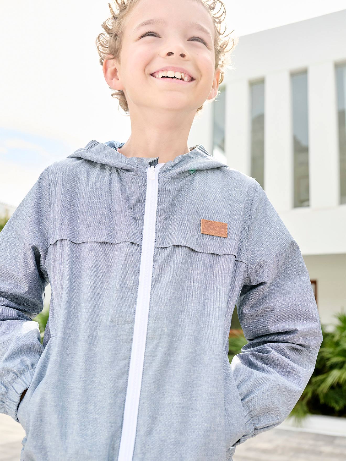 Jungen Windjacke aus Chambray mit Kapuze