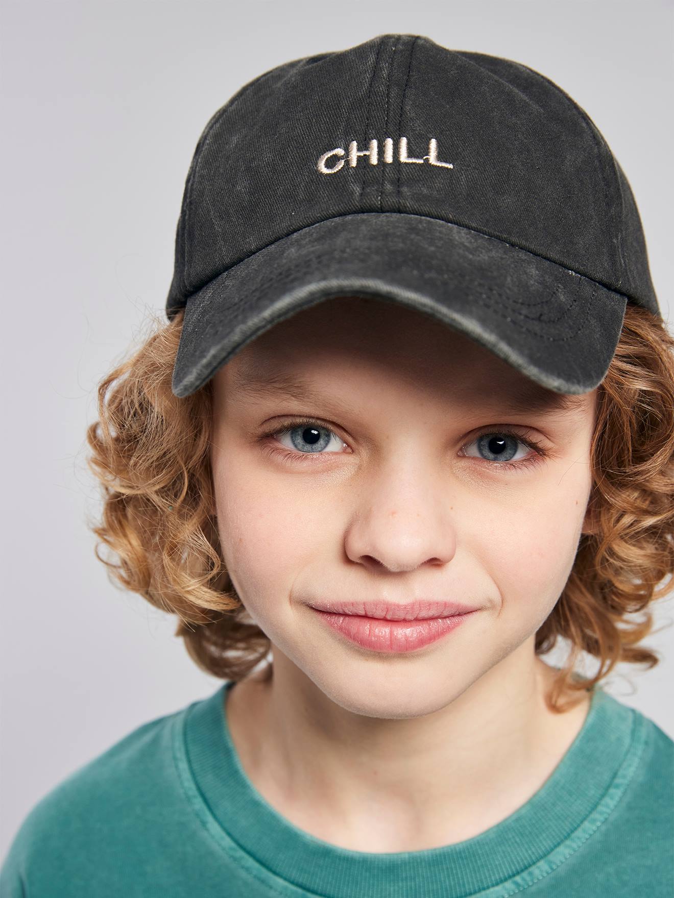 Kinder Cap mit Schriftzug CHILL