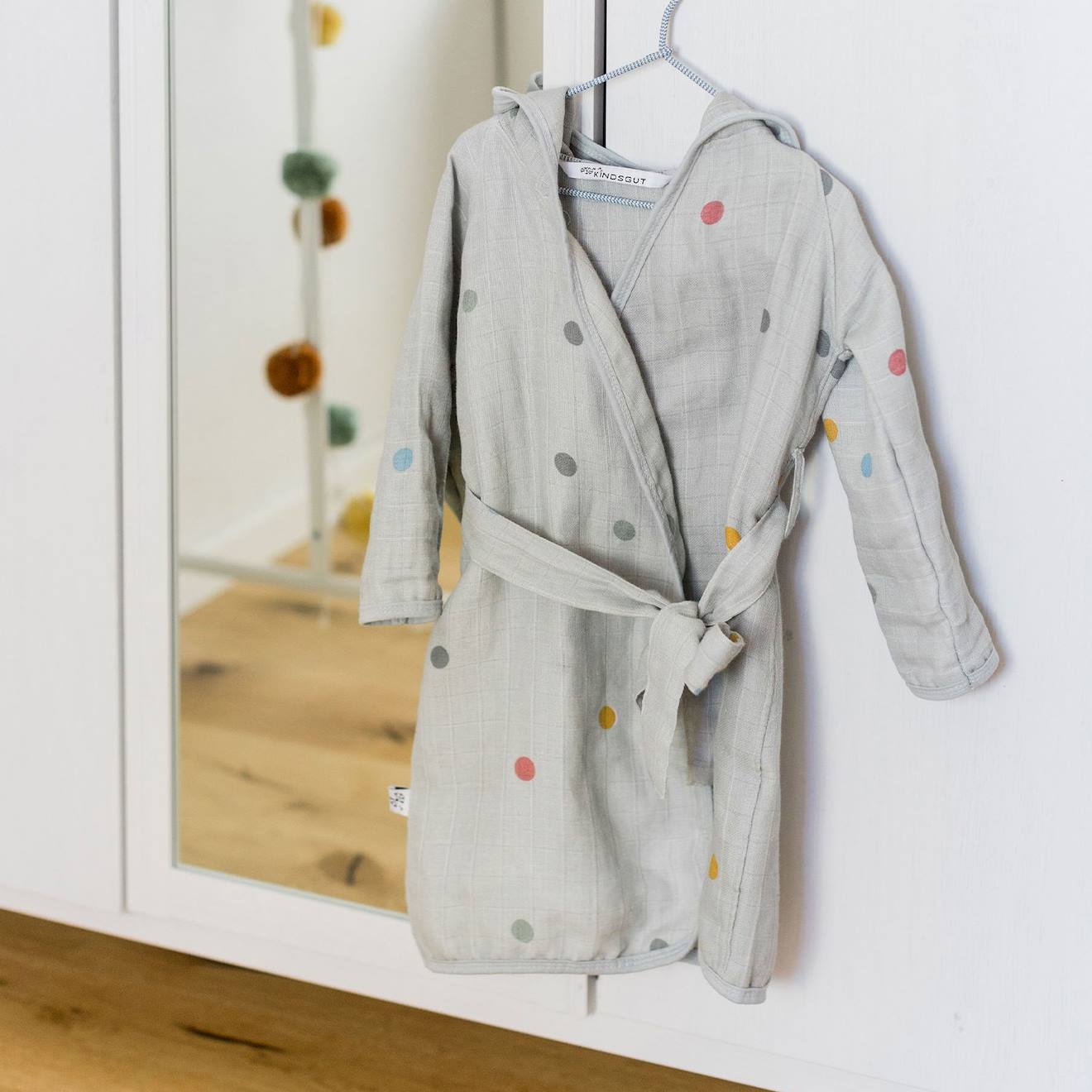 Thumbnail - Musselin Bademantel Pünktchen