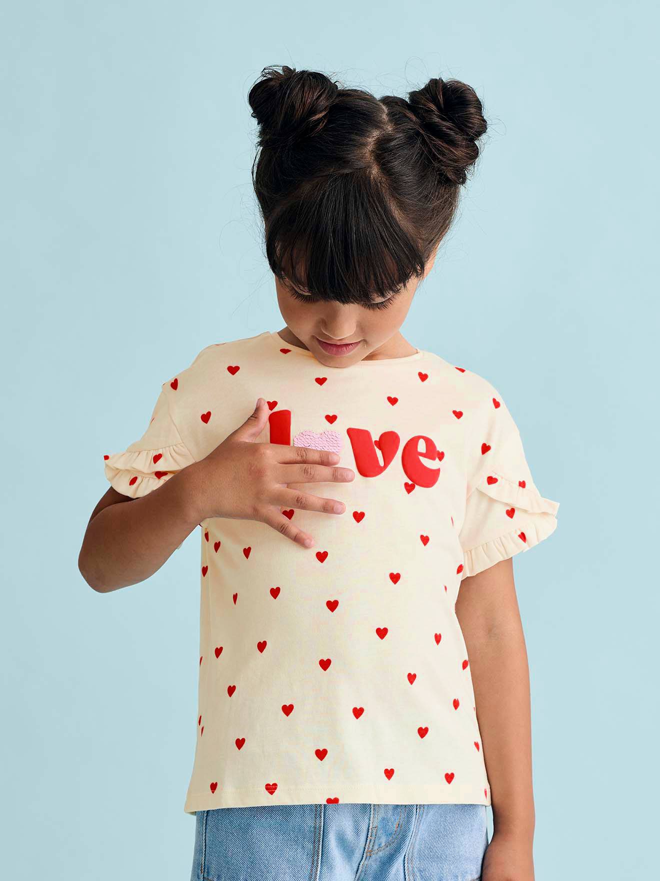 Mädchen T-Shirt mit Pailletten-Applikation wollweiß Gr. 146/152 von vertbaudet