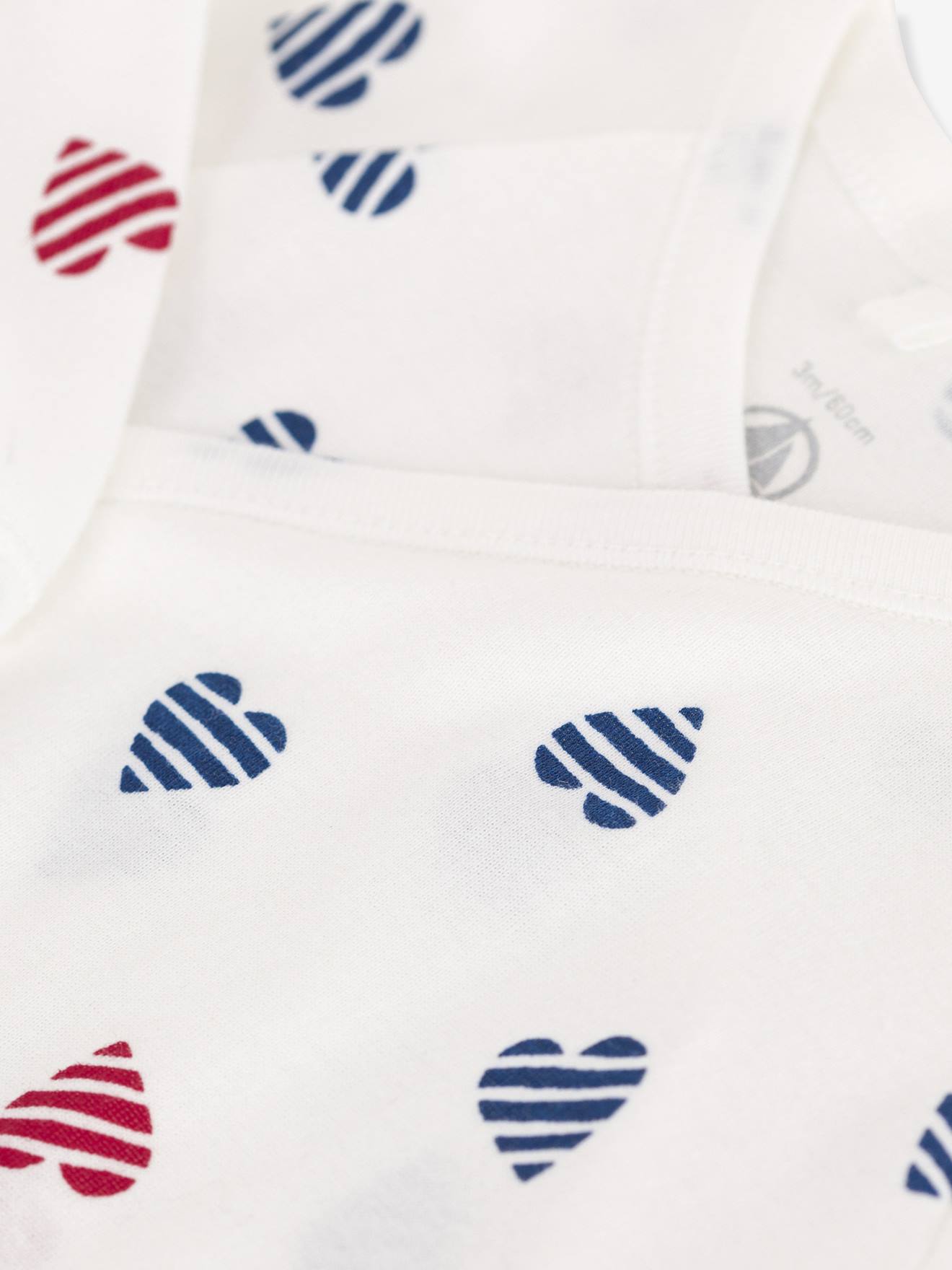 Thumbnail - Unisex Baby Strampler mit Herzen PETIT BATEAU aus Baumwolle