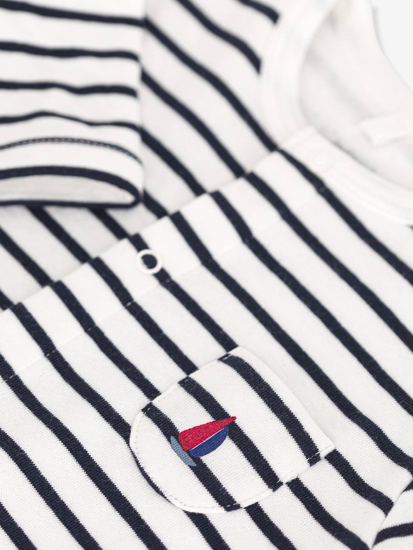 Thumbnail - Langer Baby Overall aus Interlock-Jersey PETIT BATEAU