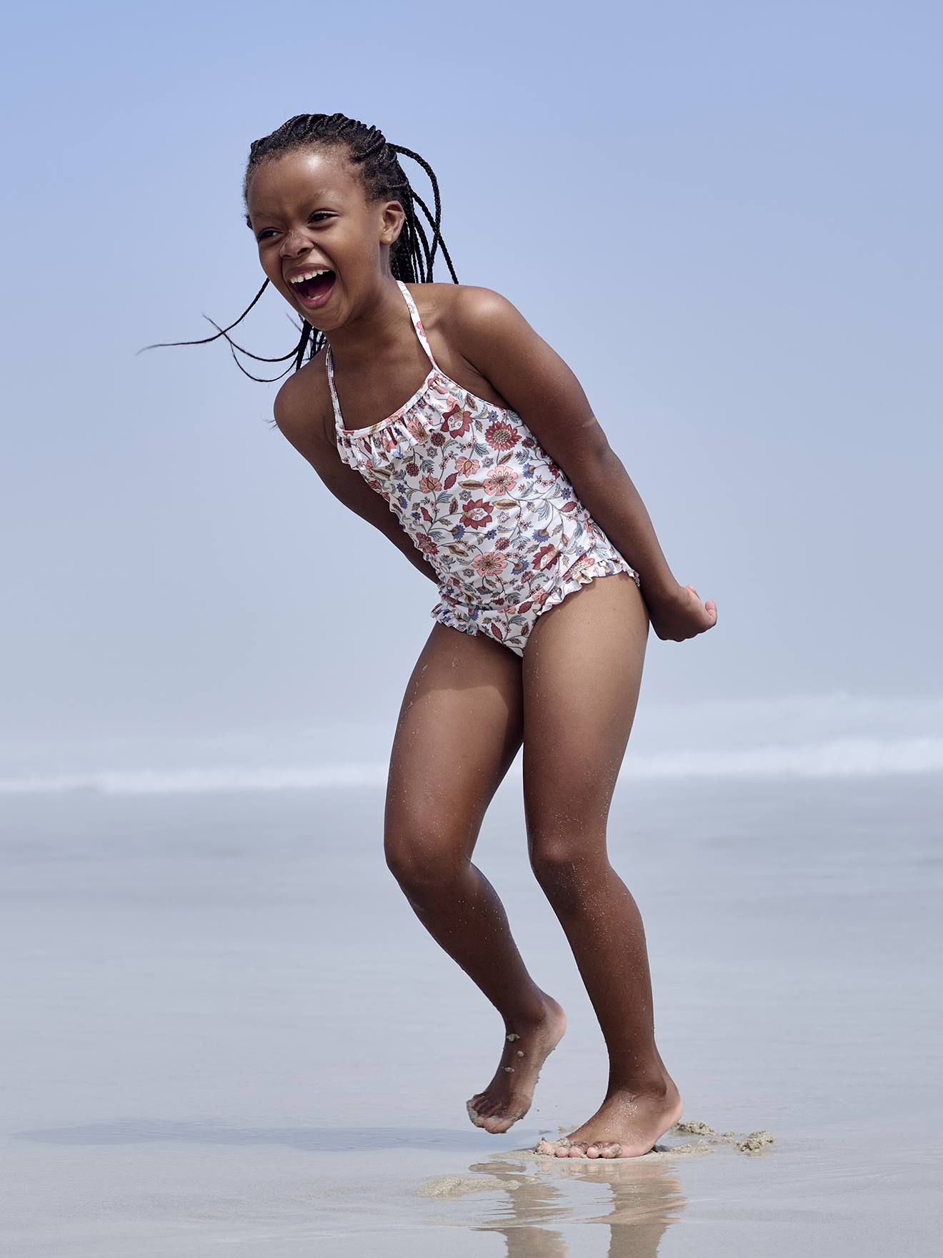 Mädchen Neckholder-Badeanzug wollweiß Gr. 146/152 von vertbaudet