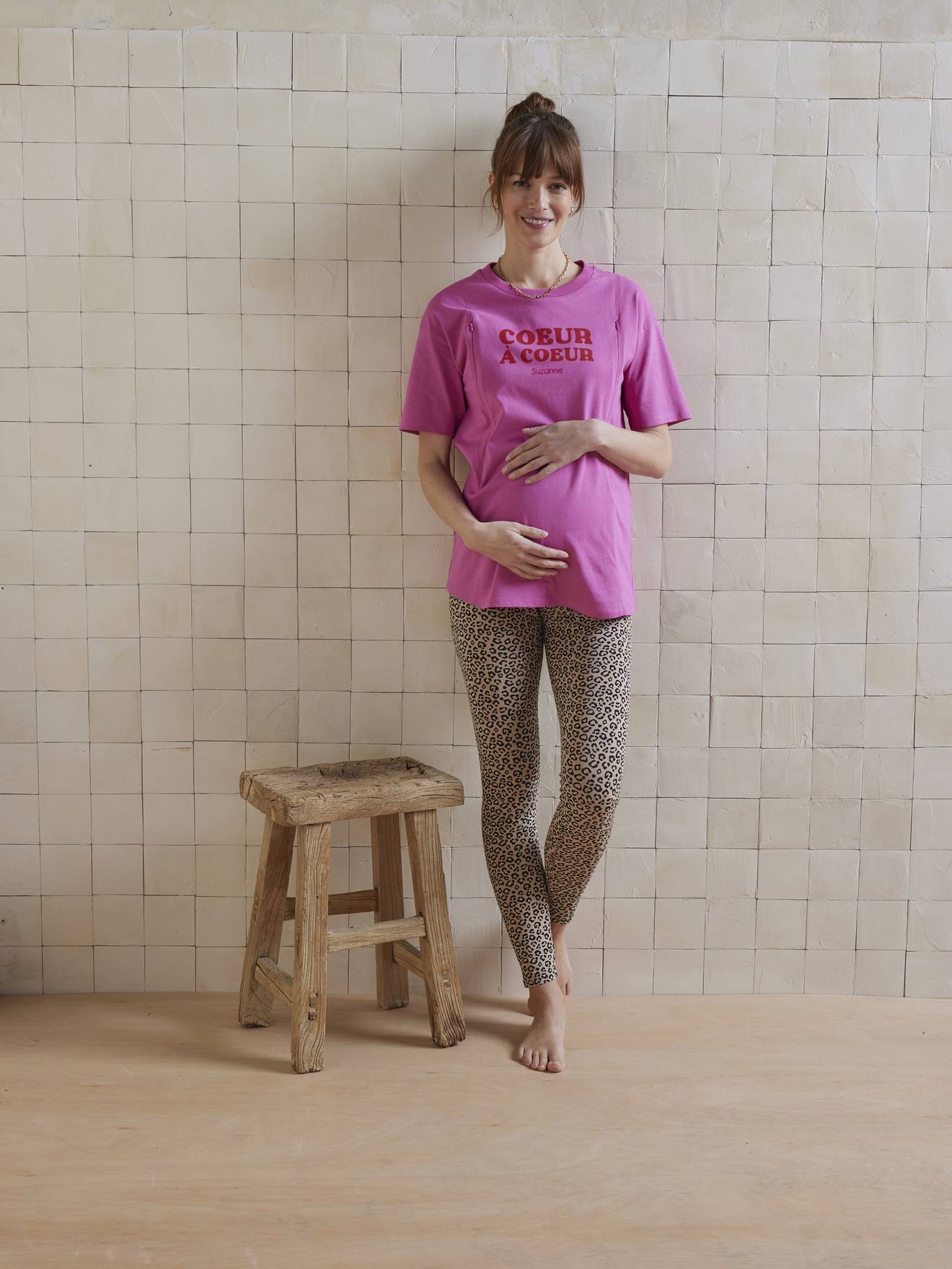 Thumbnail - Bio-Kollektion: T-Shirt für Schwangerschaft und Stillzeit mit Message-Print bonbon
