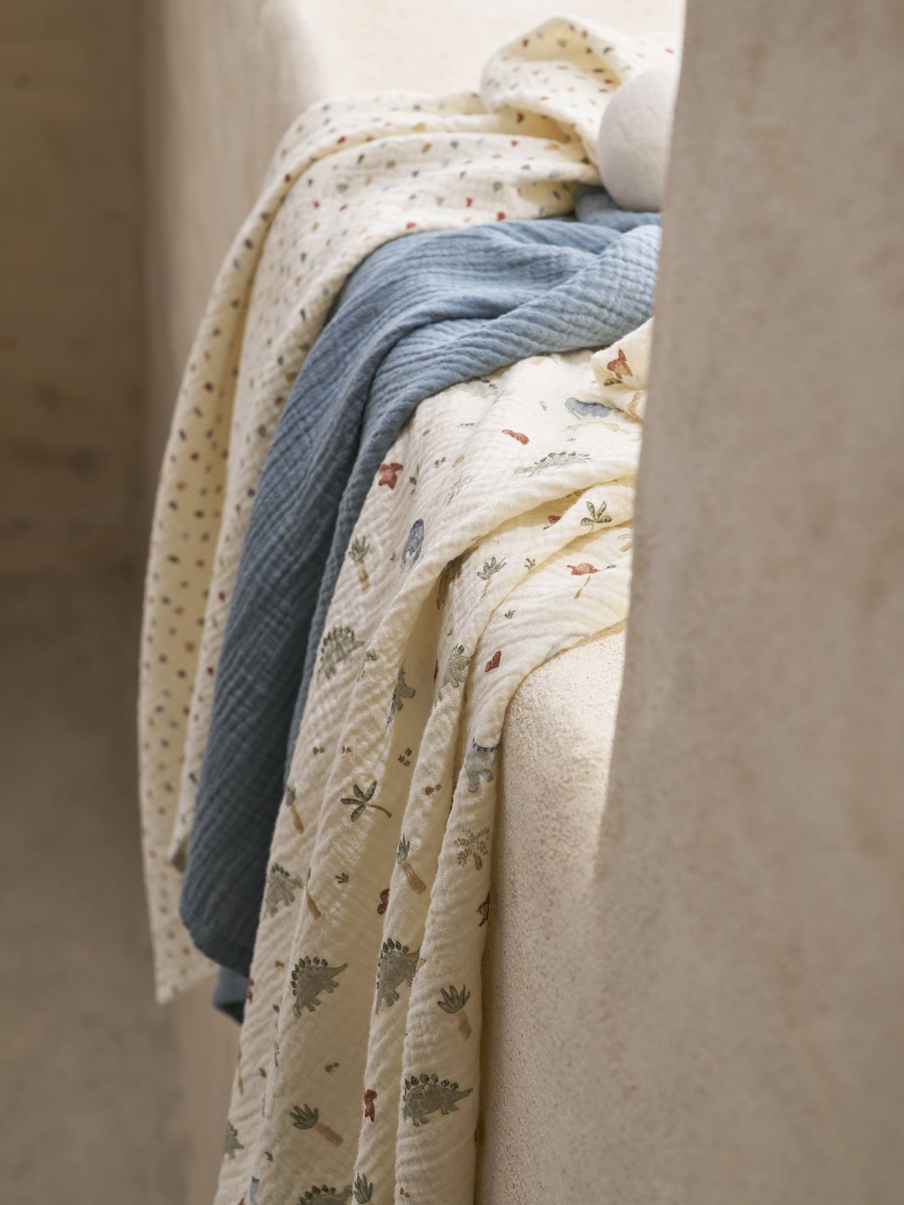 Thumbnail - 3er-Pack Baby Wickeltücher MINISAURUS aus Baumwollmusselin