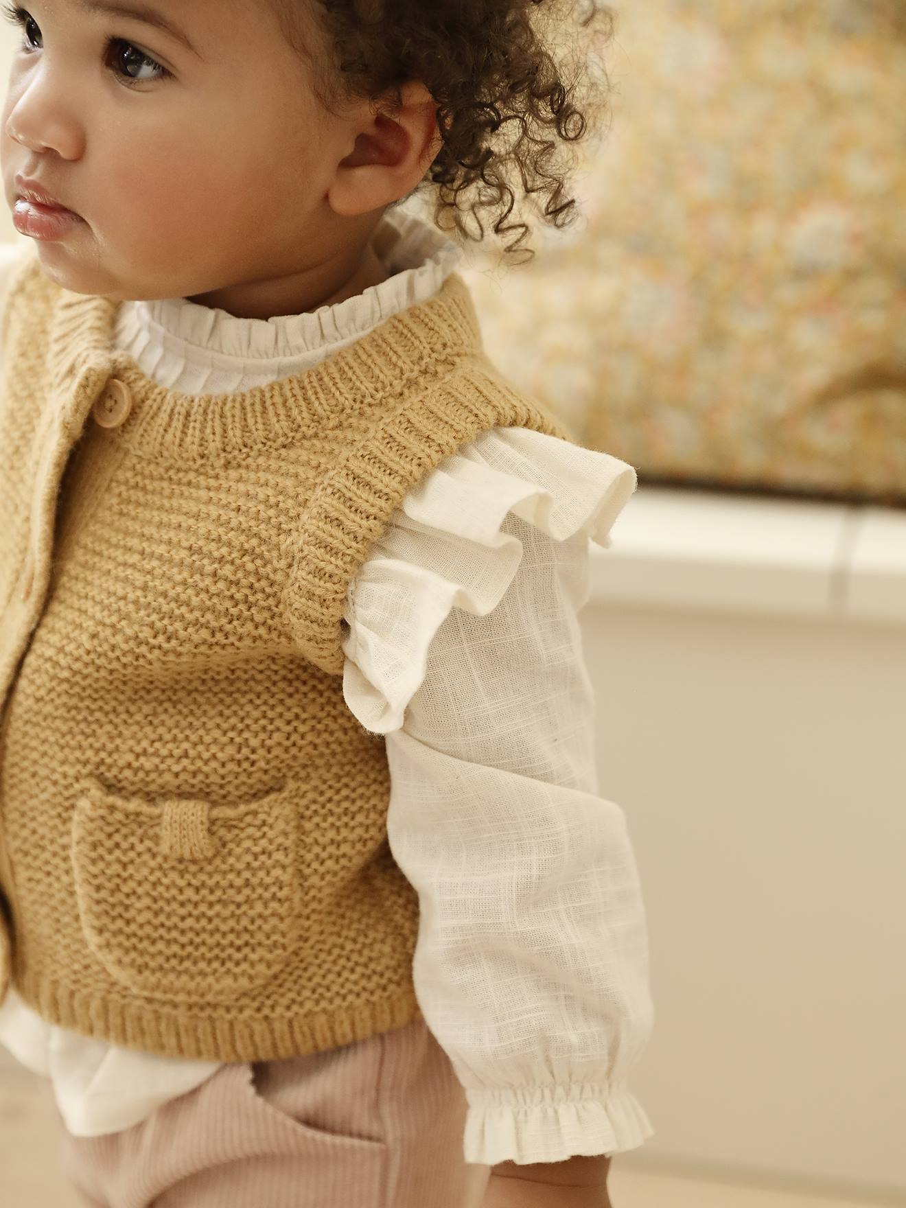 Baby Strickweste ocker