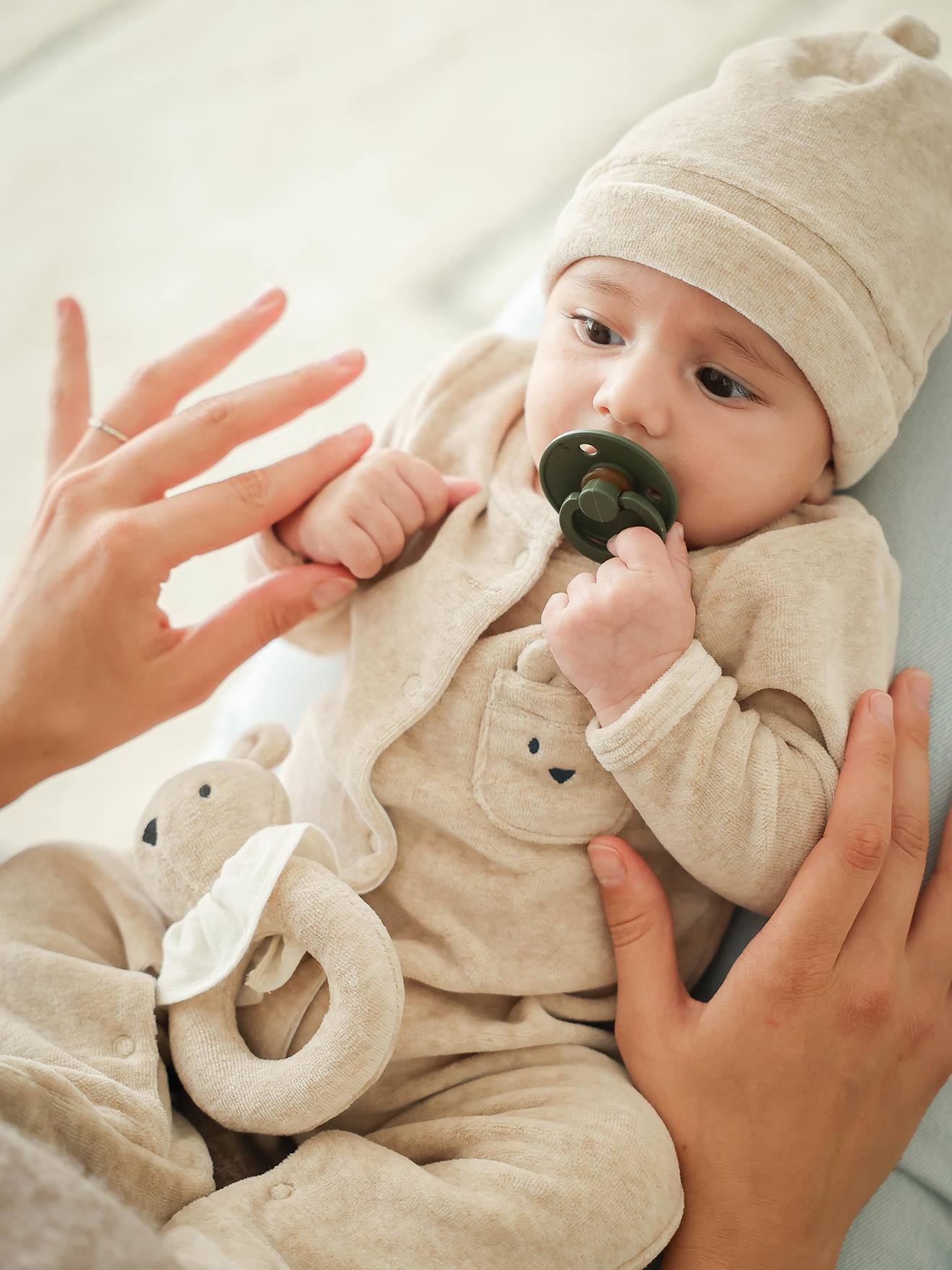 Thumbnail - Baby-Geschenkset aus Strampler