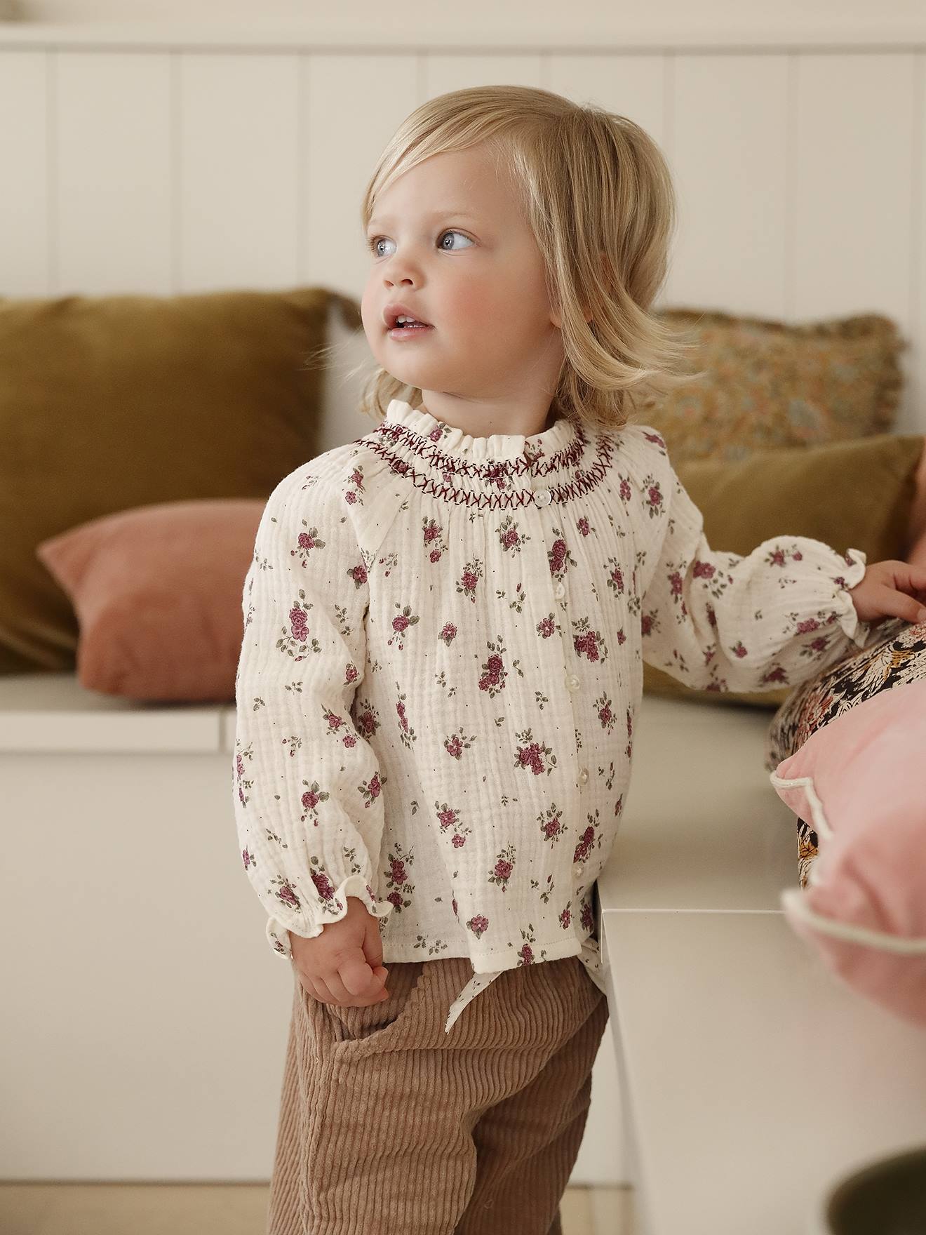 Thumbnail - Baby Bluse mit Blumenmuster aus Baumwoll-Musselin