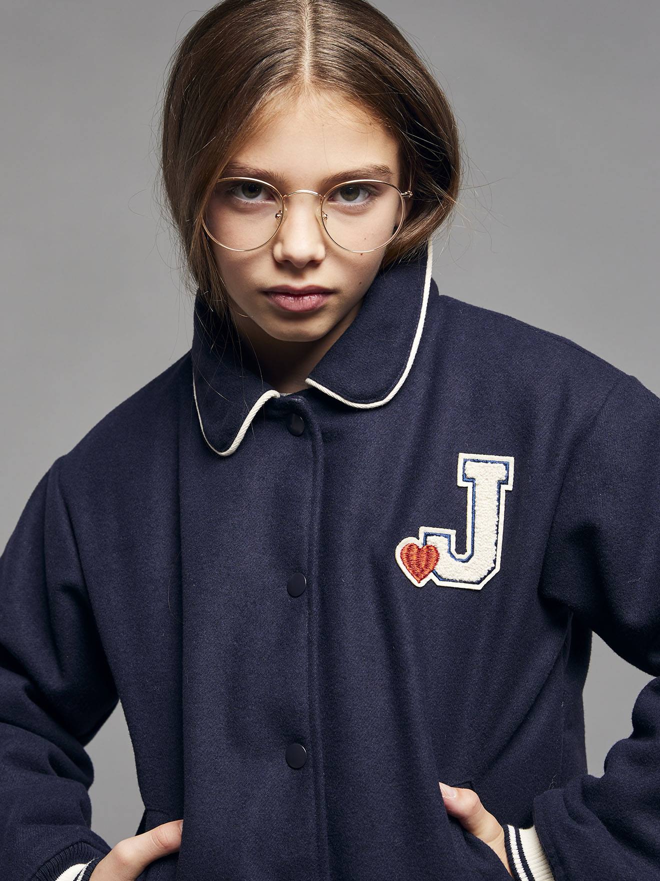 Thumbnail - Mädchen Sweatjacke im College-Look JONEN