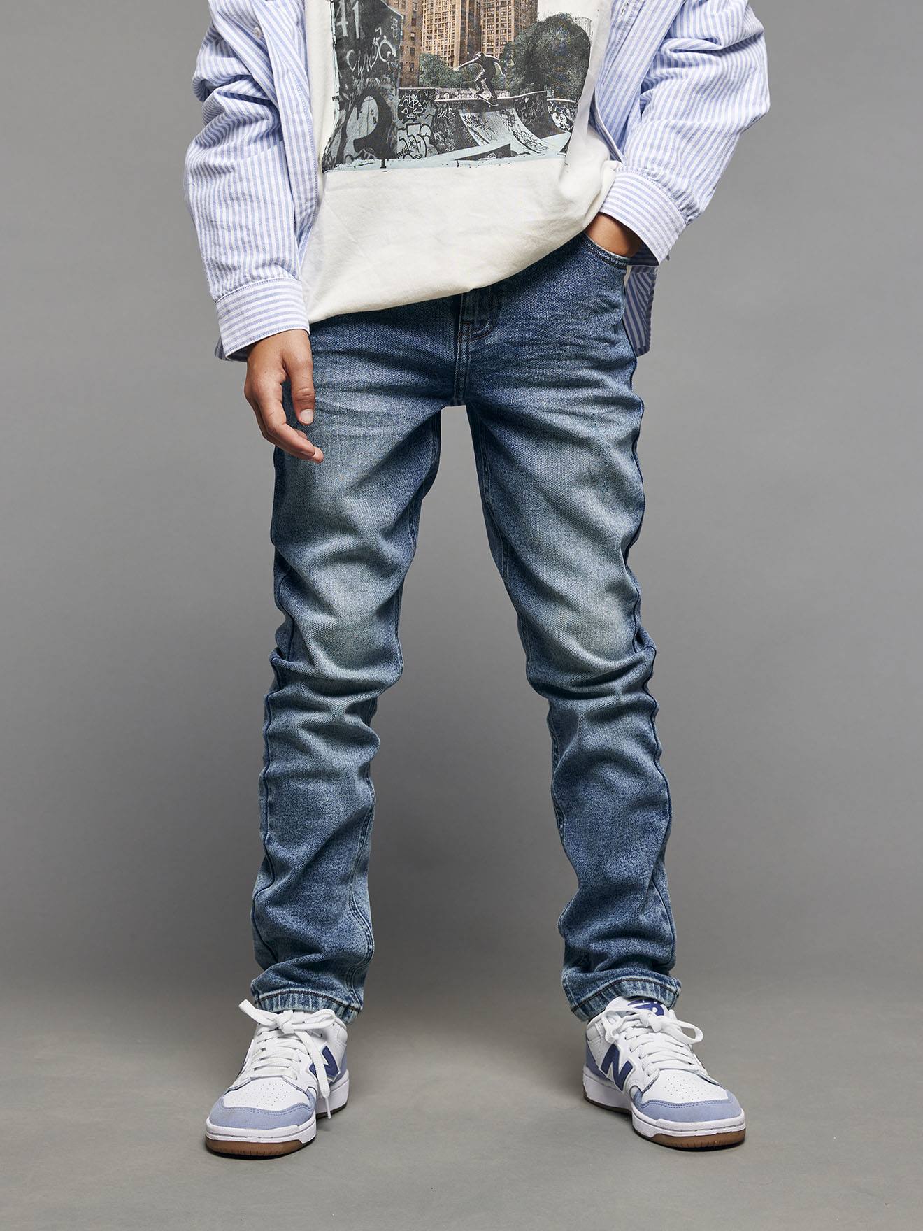 Jungen Slim-Jeans JONEN mit Destroyed-Optik