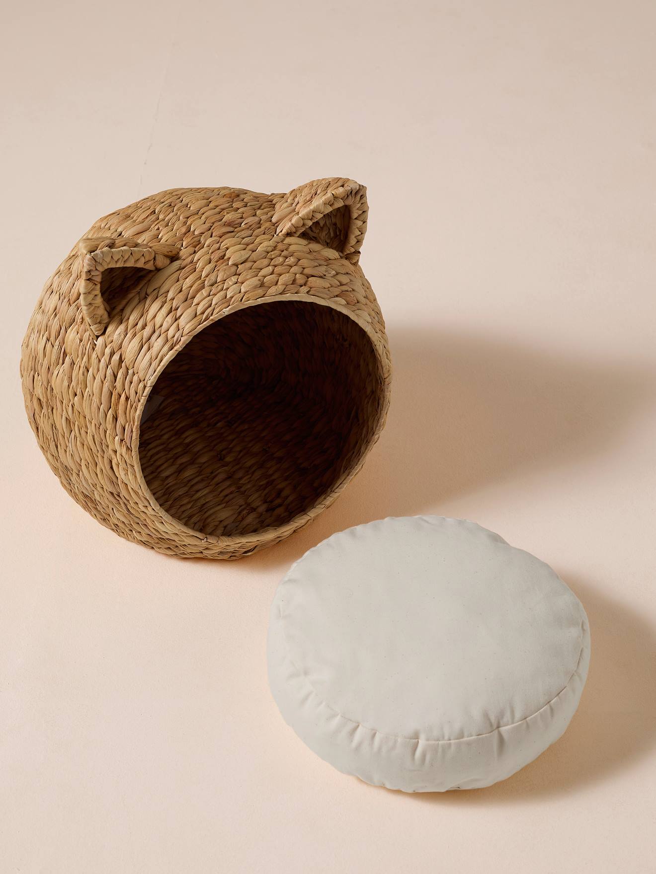 Thumbnail - Katzenkorb aus Wasserhyazinthe mit Metallrahmen & herausnehmbarem Kissen