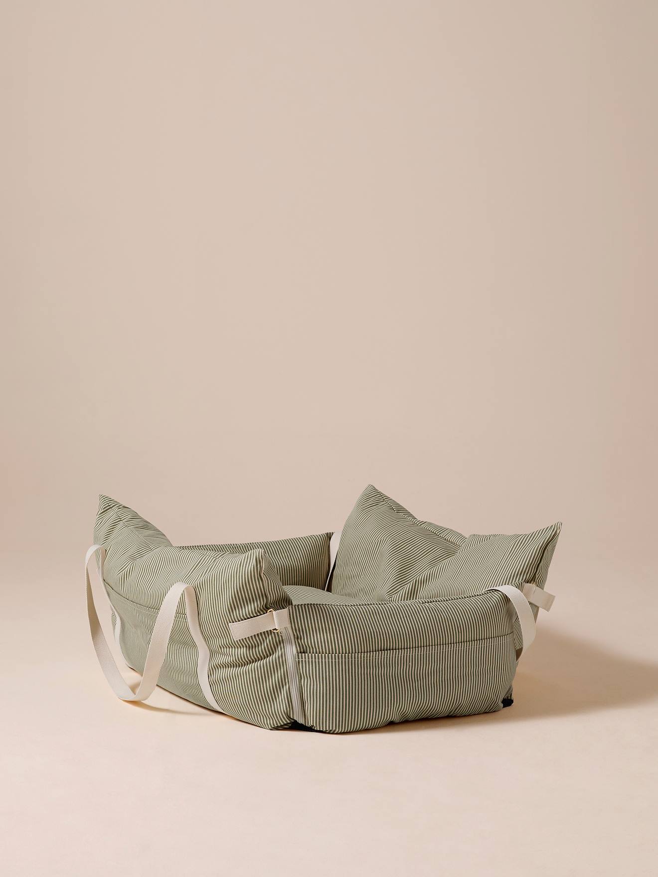 Thumbnail - 2-in-1 Auto-Transporttasche für Hunde