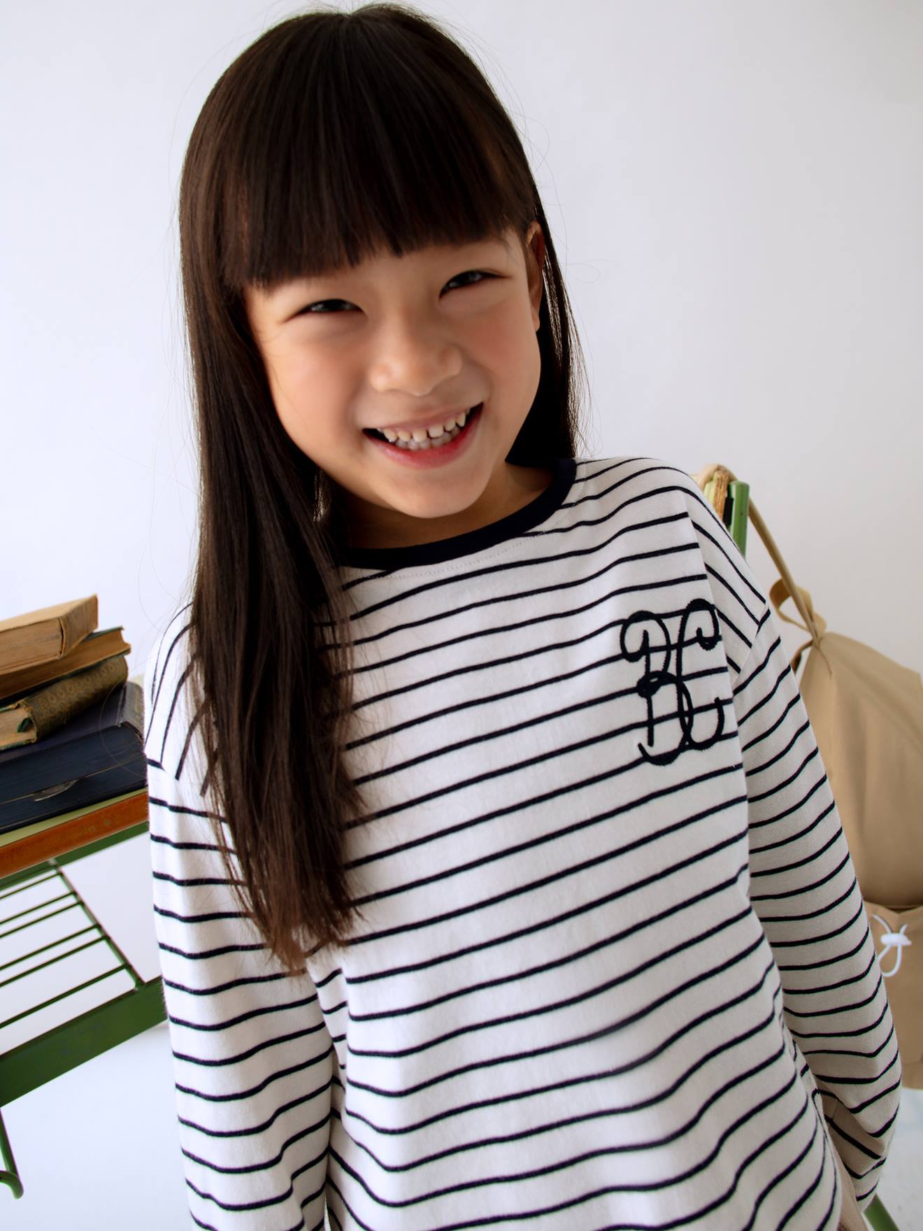 Thumbnail - Mädchen Ringelshirt mit Stickerei Mayoral