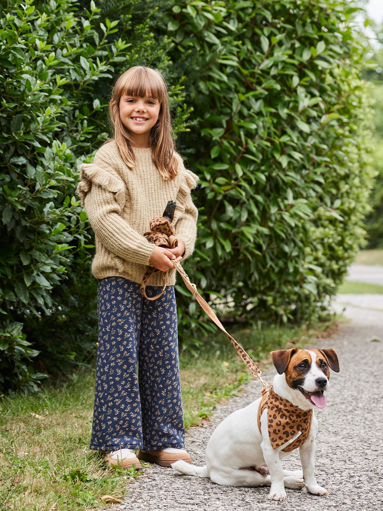 Thumbnail - Strickpullover mit Rüschen und Zopfmuster Mädchen en