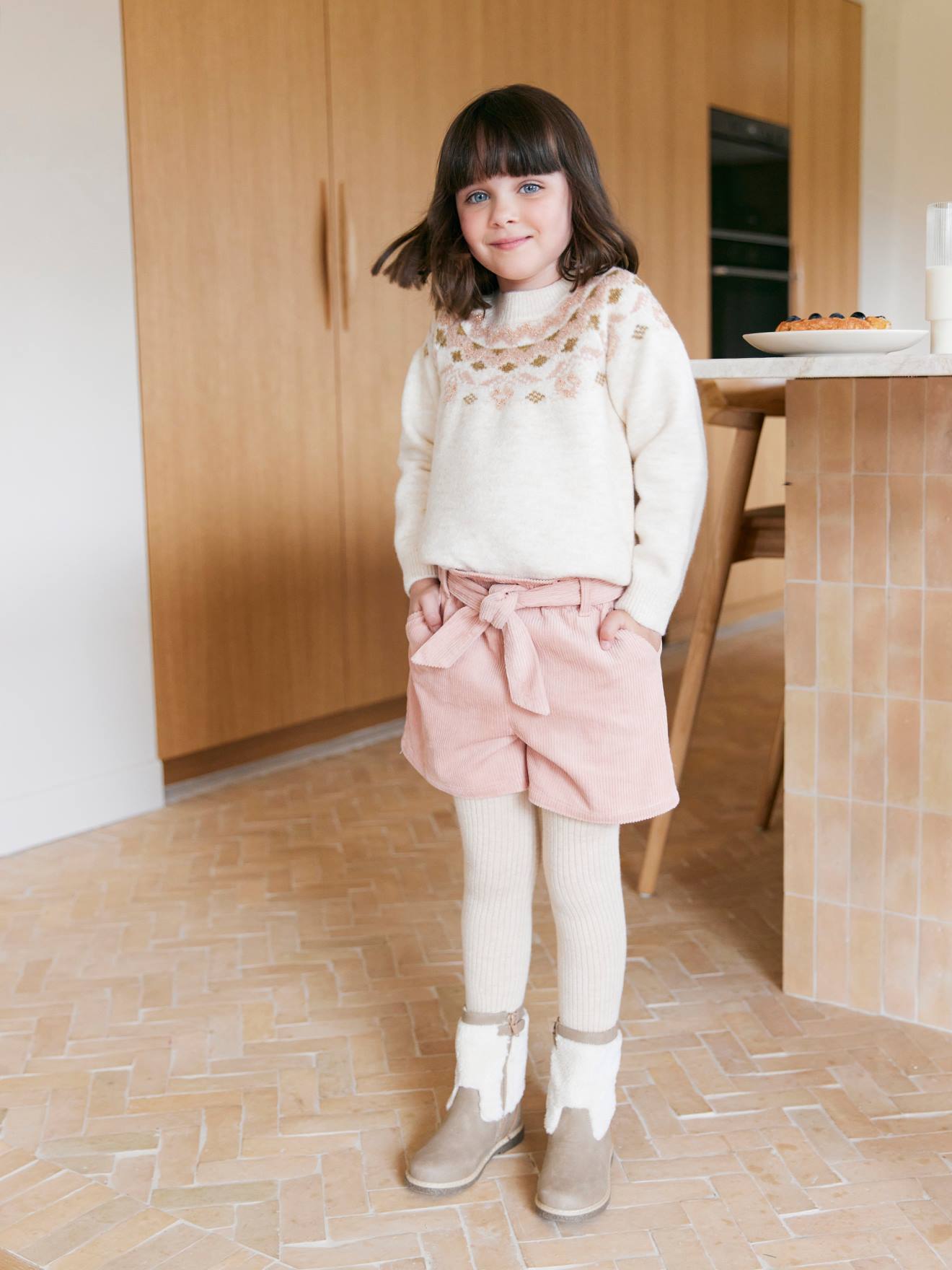 Mädchen Shorts aus Samt im Paperbag-Stil pudrig