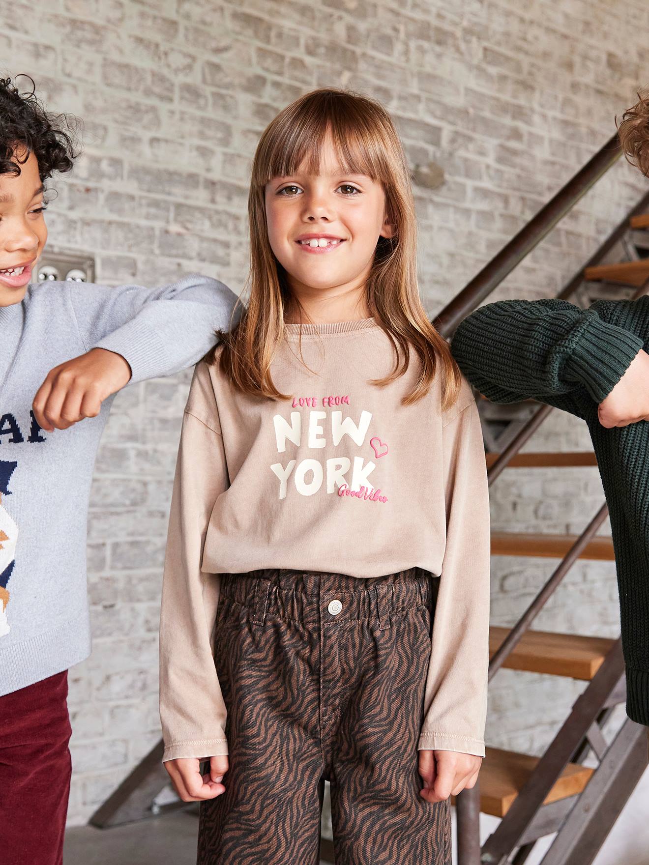 Shirt mit New-York-Motiv & fluoreszierenden Details, Mädchen sandfarben Gr. 116 von vertbaudet