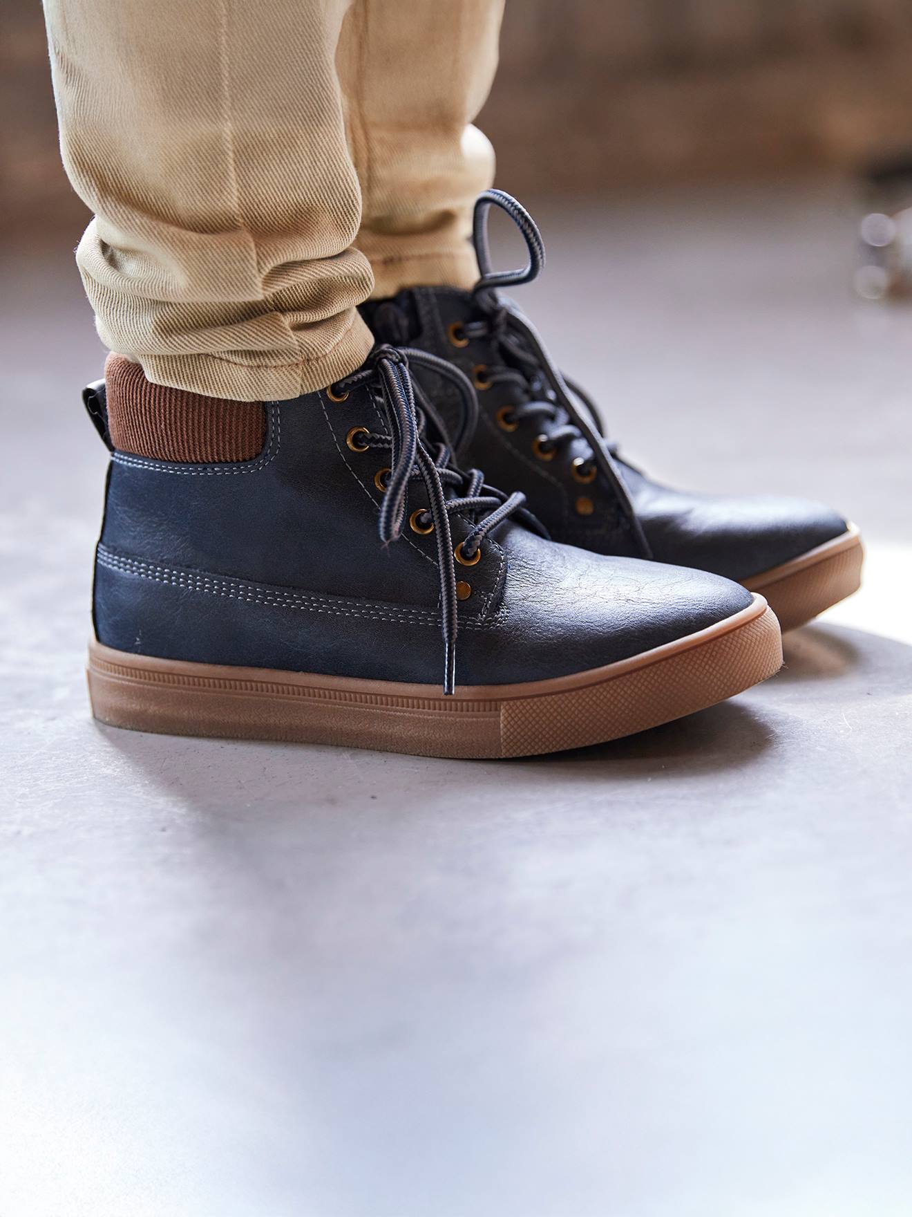 Kinder Boots mit Schnürung und Reißverschluss