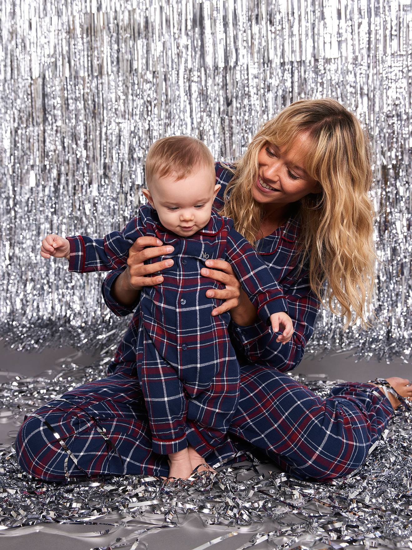 Thumbnail - Baby Schlafanzug aus Flanell